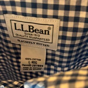 L.L. Bean Blue Casual Button Down Shirt Timeless Design